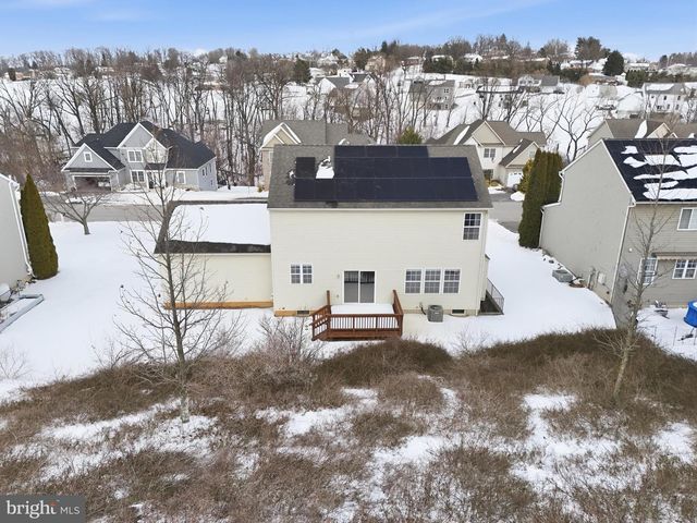 233 SUNSET CIR, Red Lion, PA 17356