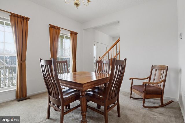 233 SUNSET CIR, Red Lion, PA 17356