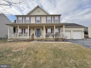 233 SUNSET CIR, Red Lion, PA 17356