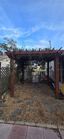 13911 3RD STREET, Dade City, FL 33525