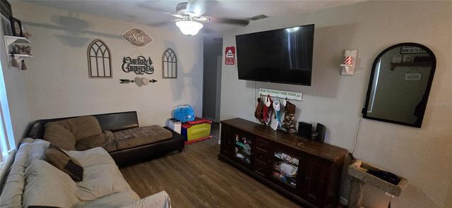 13911 3RD STREET, Dade City, FL 33525