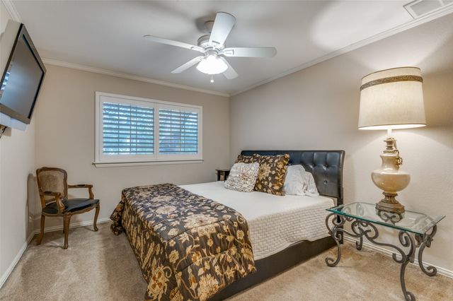 2400 Wild Rose Court, Arlington, TX 76006