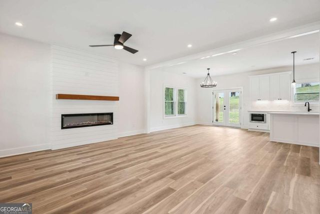 3812 Kathryn Drive SW, Atlanta, GA 30331