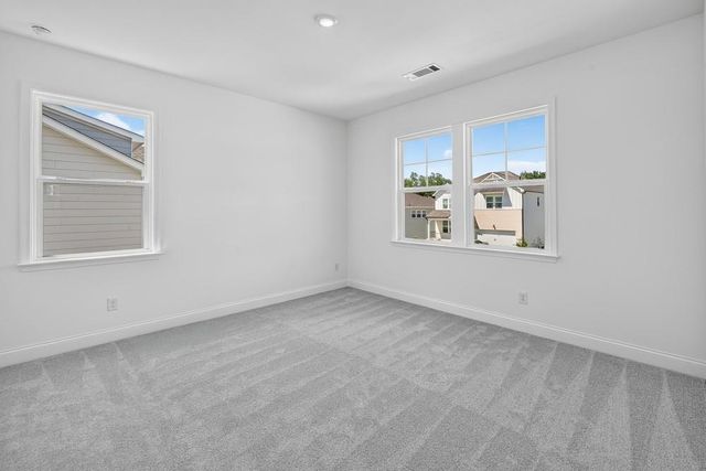 132 Sheryl Way, Loganville, GA 30052