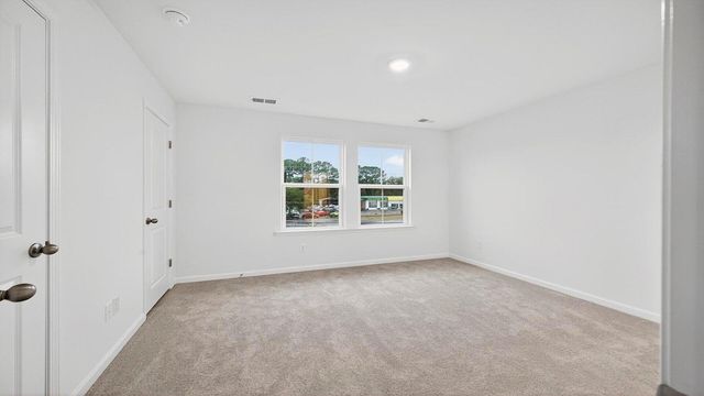 4633 Forest Hills Drive 1001, North Charleston, SC 29418