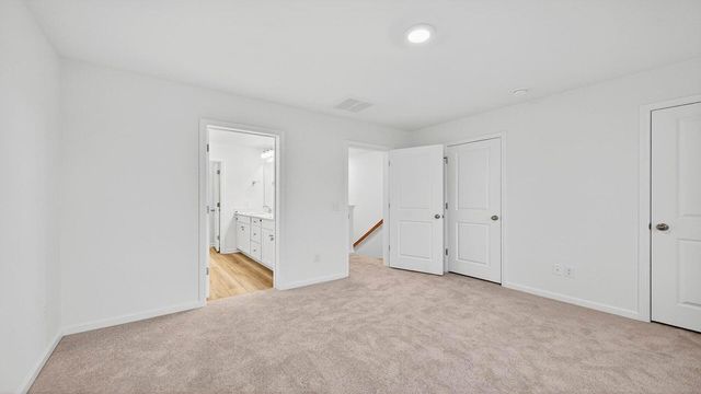 4633 Forest Hills Drive 1001, North Charleston, SC 29418