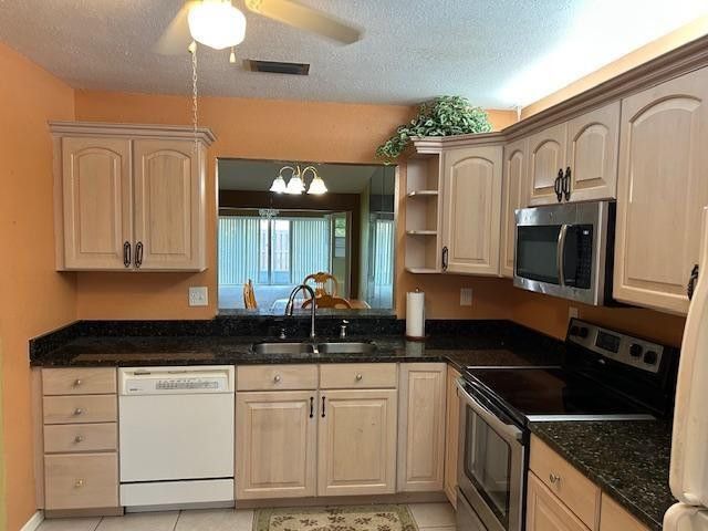 4210 Lucerne Villas Lane, Lake Worth, FL 33467