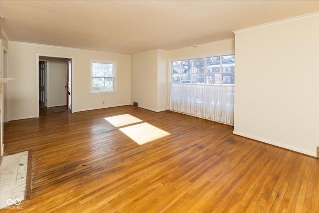 6933 Warwick Road, Indianapolis, IN 46220