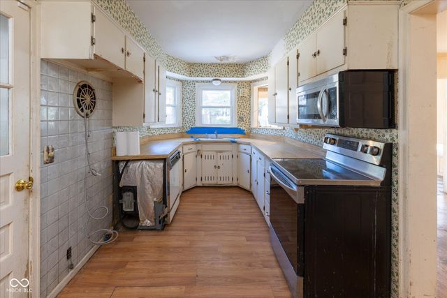 6933 Warwick Road, Indianapolis, IN 46220