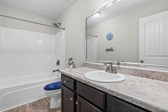 1254 Forest Glen Drive W, Mobile, AL 36618