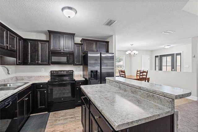 1254 Forest Glen Drive W, Mobile, AL 36618