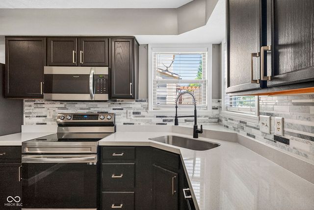 7793 Cobblesprings Drive, Avon, IN 46123