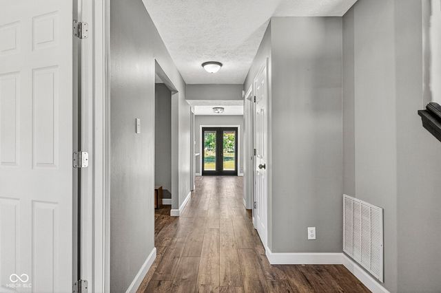 7793 Cobblesprings Drive, Avon, IN 46123