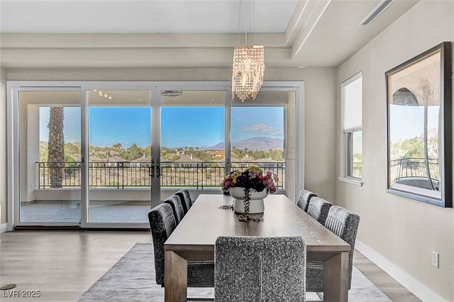 9220 Tesoras Drive 202, Las Vegas, NV 89144