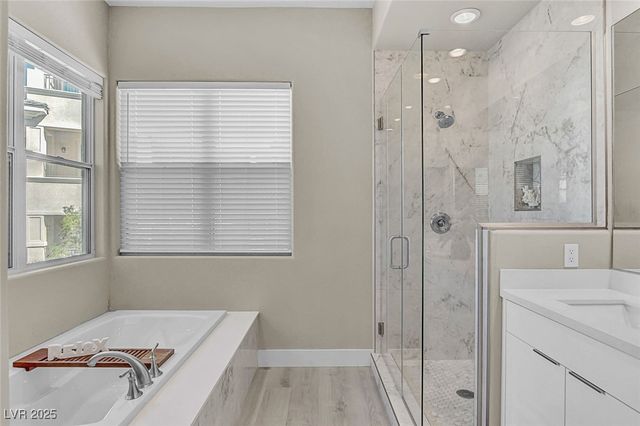 9220 Tesoras Drive 202, Las Vegas, NV 89144