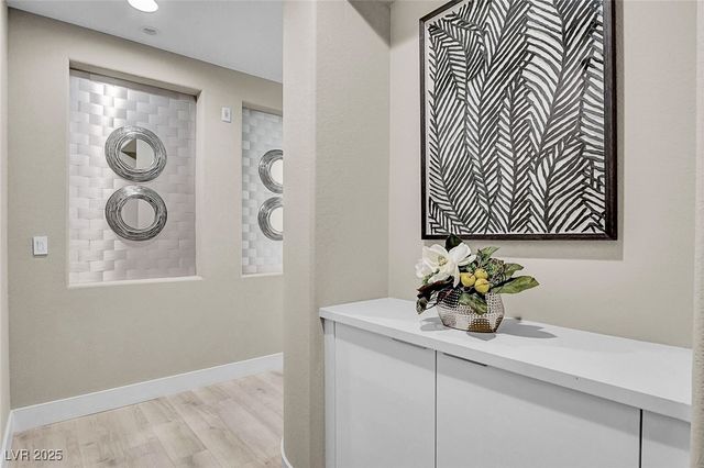 9220 Tesoras Drive 202, Las Vegas, NV 89144