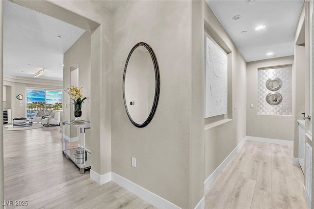 9220 Tesoras Drive 202, Las Vegas, NV 89144