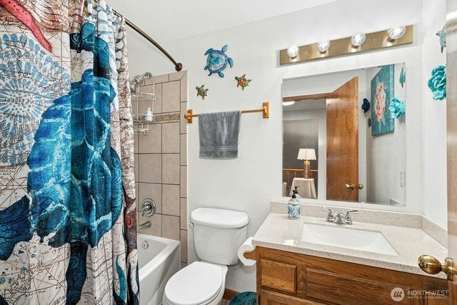777 SE Lakeway Boulevard, Port Orchard, WA 98367