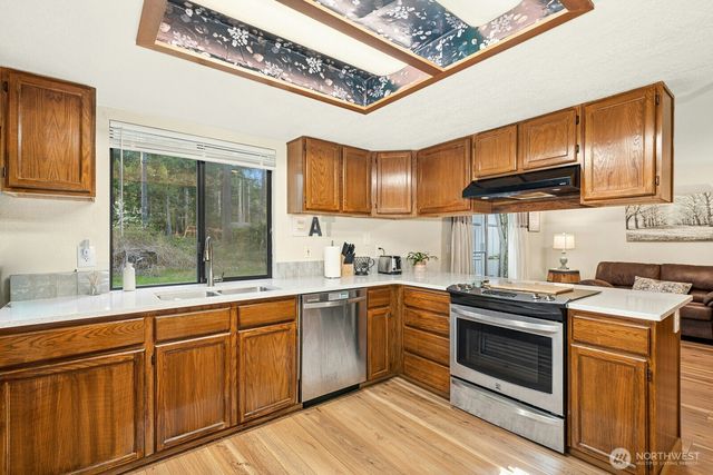777 SE Lakeway Boulevard, Port Orchard, WA 98367