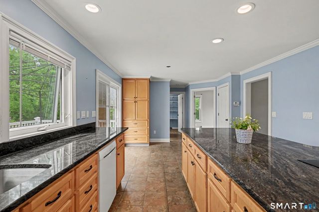 30 Bonnie Vu Lane, New Milford, CT 06776