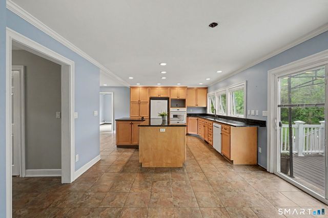 30 Bonnie Vu Lane, New Milford, CT 06776