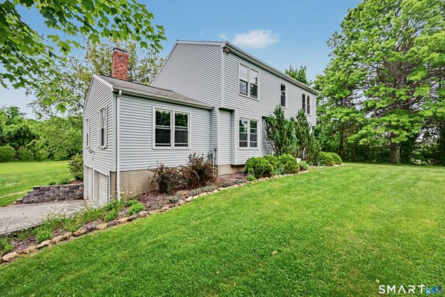 30 Bonnie Vu Lane, New Milford, CT 06776