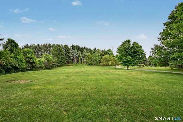 30 Bonnie Vu Lane, New Milford, CT 06776