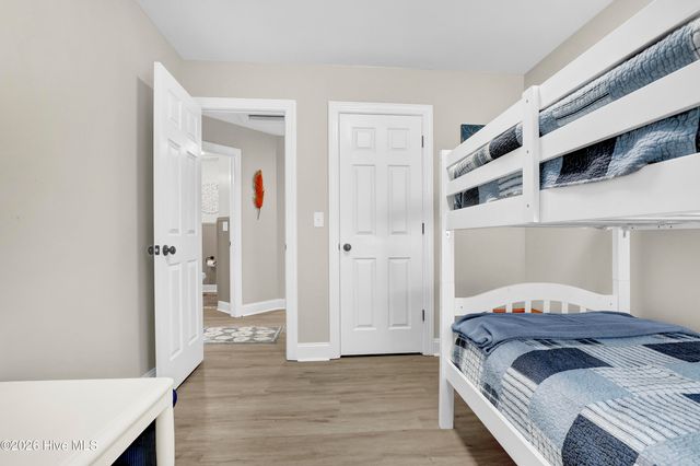 305 Pine Ridge Lane, Holly Ridge, NC 28445