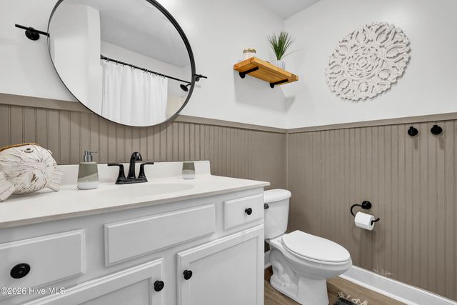 305 Pine Ridge Lane, Holly Ridge, NC 28445