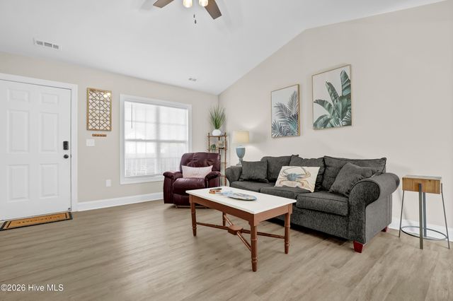 305 Pine Ridge Lane, Holly Ridge, NC 28445