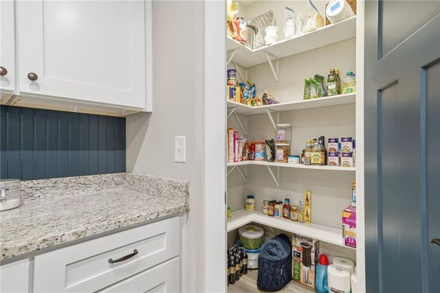 221 Windsor Way, Jasper, GA 30143