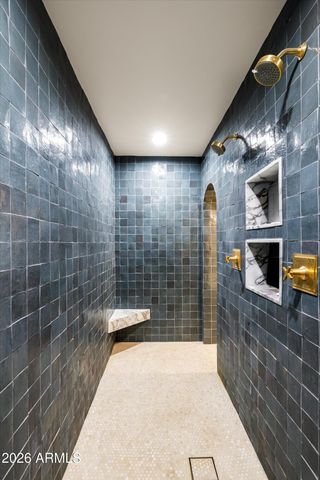 4431 E SUNSET Drive, Phoenix, AZ 85028