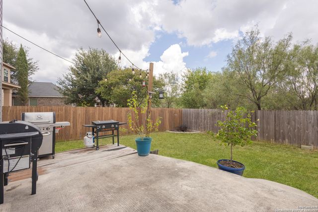 7650 Heavenly Arbor, San Antonio, TX 78254