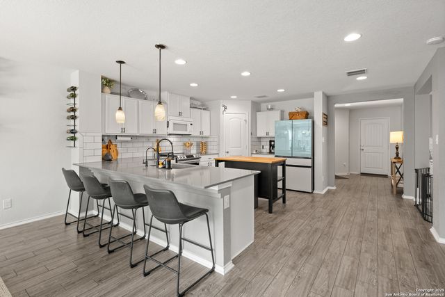 7650 Heavenly Arbor, San Antonio, TX 78254