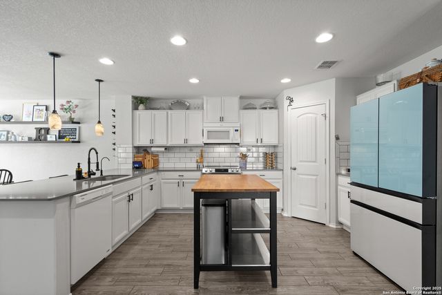 7650 Heavenly Arbor, San Antonio, TX 78254