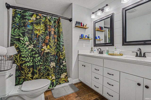30657 Cynthia Drive, Elkhart, IN 46516