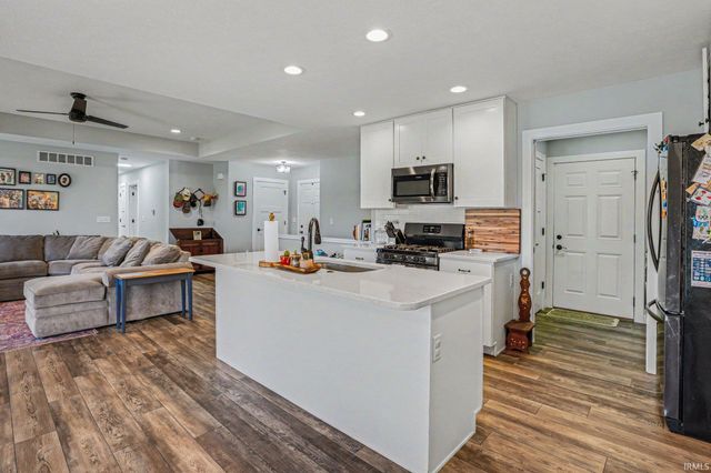 30657 Cynthia Drive, Elkhart, IN 46516