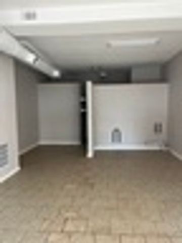 2744 N Laramie Avenue, Chicago, IL 60639