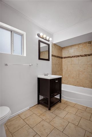 98 Sterrett St, Crafton, PA 15205