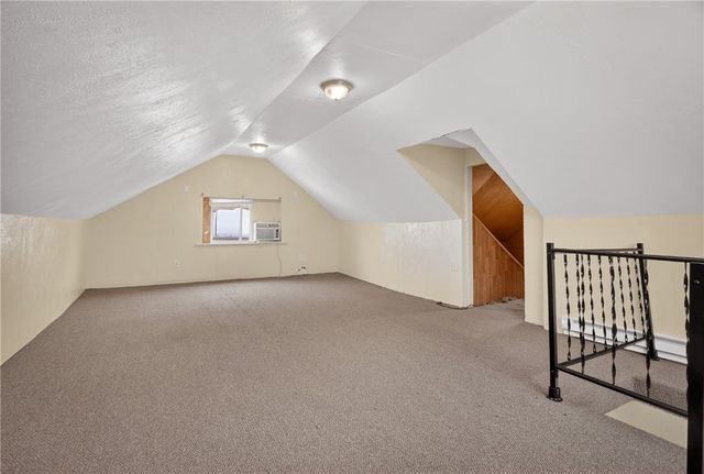 98 Sterrett St, Crafton, PA 15205