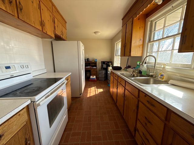 656 PYRTLE DR, Salem, VA 24153