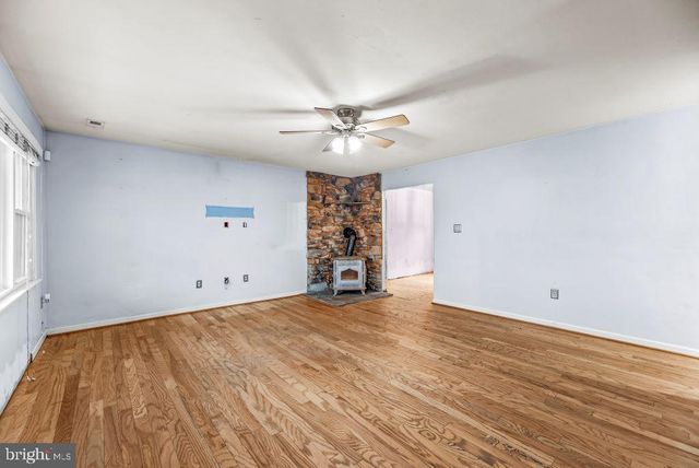 4450 LANCASTER DR, St Leonard, MD 20685