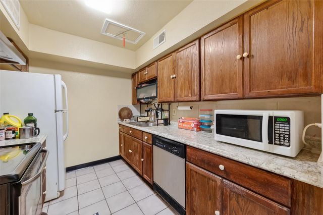 6201 Ranchester Drive 4, Houston, TX 77036