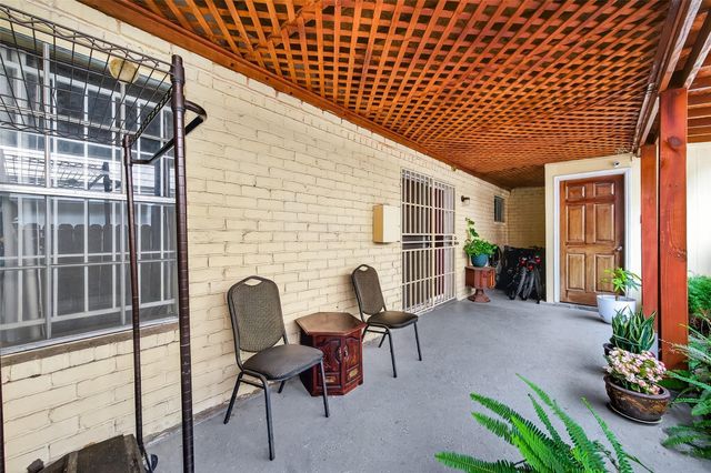 6201 Ranchester Drive 4, Houston, TX 77036