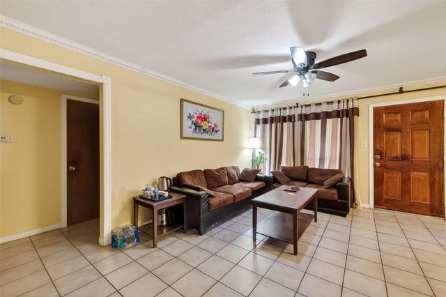 6201 Ranchester Drive 4, Houston, TX 77036