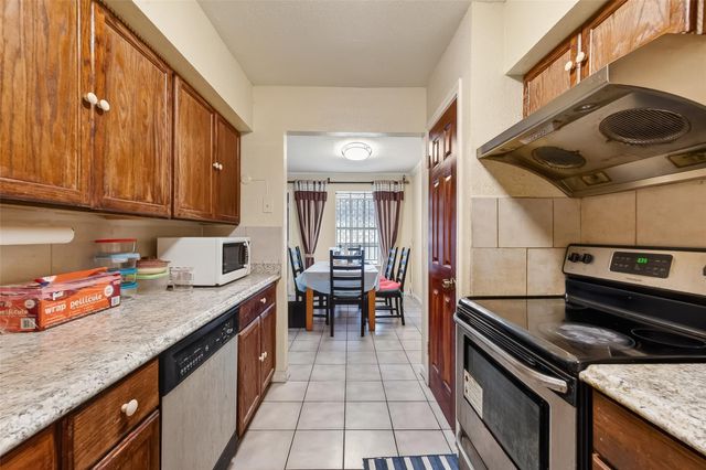 6201 Ranchester Drive 4, Houston, TX 77036