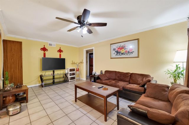 6201 Ranchester Drive 4, Houston, TX 77036