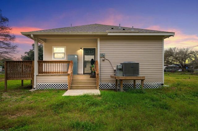 6927 David Street, Pearland, TX 77584