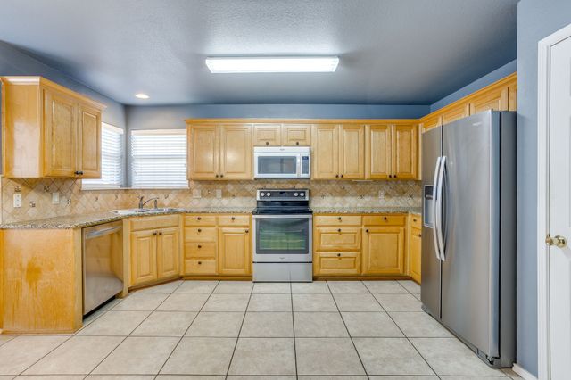 138 Adams Drive, Crowley, TX 76036