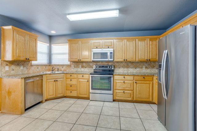 138 Adams Drive, Crowley, TX 76036